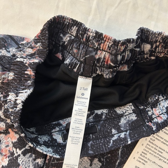 Lululemon Floral Hotty Hot Shorts 2” - Picture 3 of 4